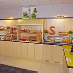 Mercure Centre Gare Et Congrès Hotel 4*