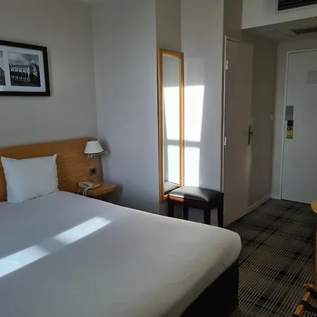 Ξενοδοχείο Mercure Centre Gare Et Congres 4*