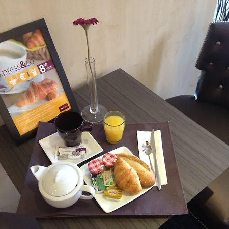 Mercure Centre Gare Et Congres 4*