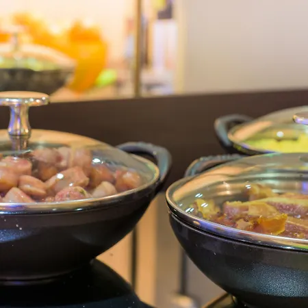 Mercure Centre Gare Et Congres 4*