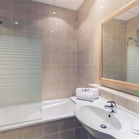 Mercure Centre Gare Et Congres 호텔 4*