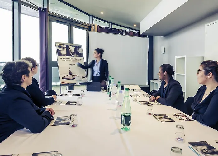 Hotel Mercure Centre Gare Et Congres 4*